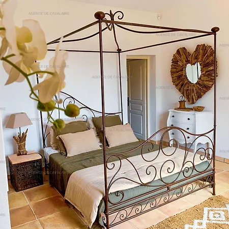 Villa Avec Piscine, Jacuzzi Et Vue A - Fr-1-100-265